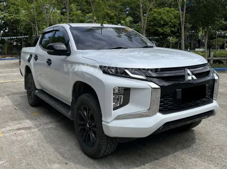 Mitsubishi Strada